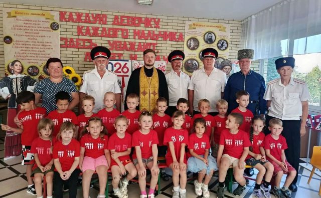 Настоятель храма посетил детские сады&hellip;